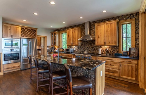 Banner Elk House | Bear Tracks- Eagles Nest amenities, Hot Tub, Fire Pit, amazing views