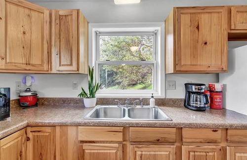 Knoxville House | Bearden Bungalow - 10 Min. to Downtown and West Knoxville