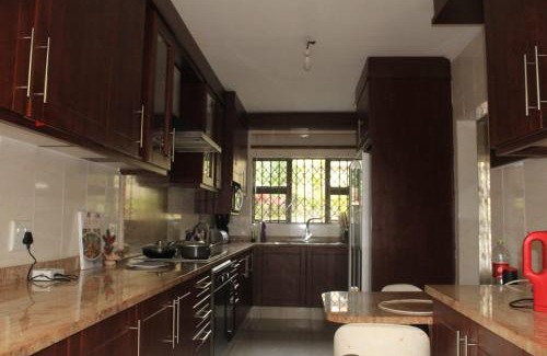 Ethekwini Bed & Breakfast | Beare Drive