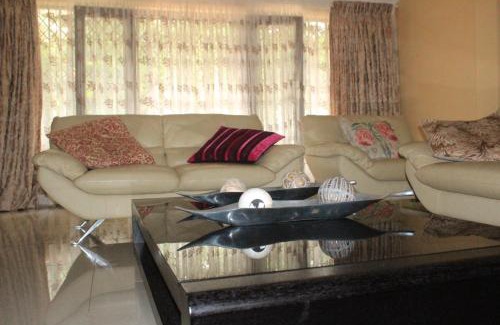 Ethekwini Bed & Breakfast | Beare Drive