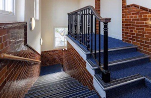 Liverpool Apartment | Beatles-Inspired Oasis near Penny lane/fee parking
