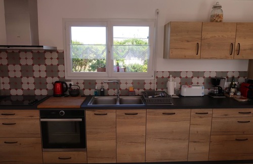Brignogan-Plage House | Beautiful vacation home 200m from the beaches of Brignogan Bay
