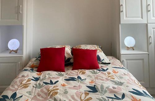Cabourg Apartment | Beau studio avec accès plage, jardin, piscine, tennis, vélos, Netflix