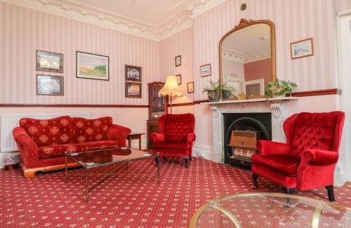Hele House | Beaufort House