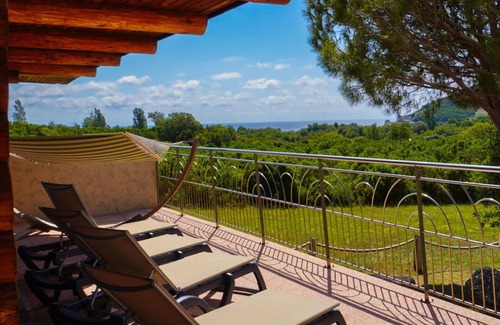 Pietracorbara House | Beautiful apartment in villa with WIFI, A/C, pool, TV, terrace, pets allowed and panoramic view