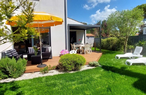 Saint-Georges-de-Didonne Villa | Beautiful villa, located only 10 minutes walk from the beach