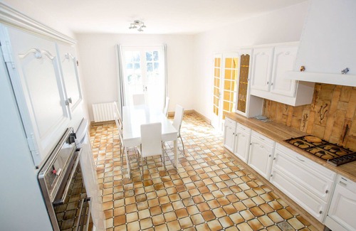 Saint-Jouan-des-Guerets House | Beautiful private villa for 12 people with WIFI, pool, TV and terrace