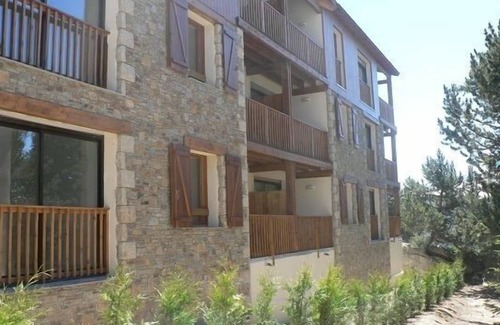 Font-Romeu-Odeillo-Via Apartment | Beautiful large T3 67 m2 recent Comfortable sleeps 2-6 Near downtown