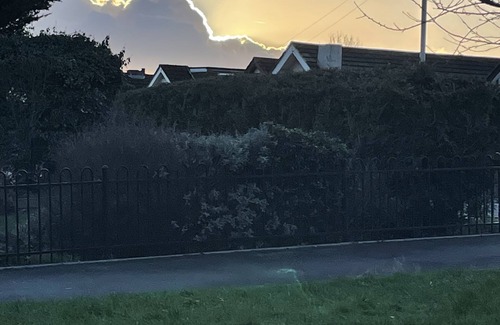 Hillingdon Apartment | Beautiful 1-bed Studio in Uxbridge, London