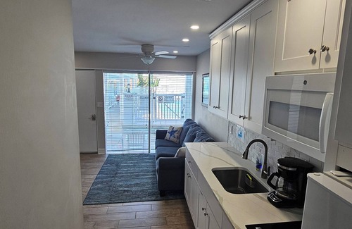 Cape May - Wildwood Condo | Beautiful 1 bedroom condo steps away from the beach and boardwalk.