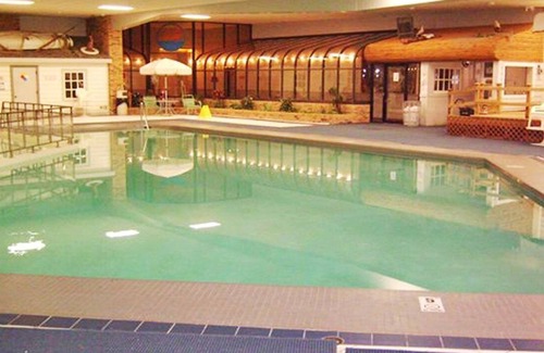 Spirit Lake Apartment | Beautiful 1 bedroom unit at resort, sleeps 4