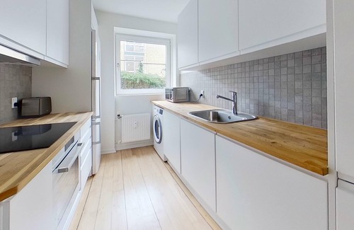 Frederiksberg C Apartment | Beautiful 1-BR apartment in Frederiksberg C - 209