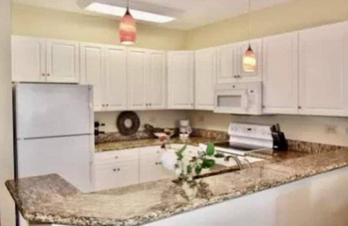 Carolina Forest House | Beautiful 2-bed 2-bath condo on golf course