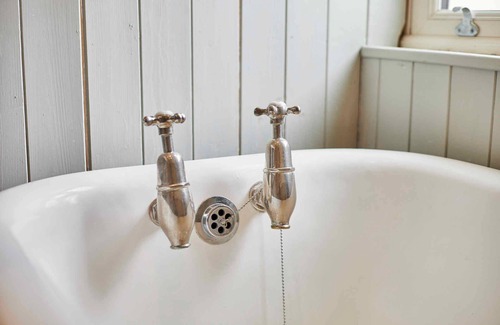 Stamford House | Beautiful 2-Bed Victorian House in Stamford