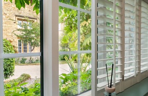 Churchill House | Beautiful 2 Bedroom Cottage in the Cotswolds