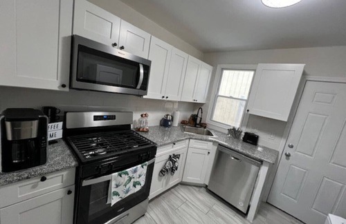 Ventnor City Apartment | Beautiful 2 BR apartment near beach! Ventnor!
