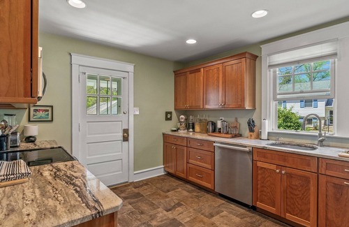 Swarthmore House | Beautiful 2B/1.5B in the Heart of Swarthmore!