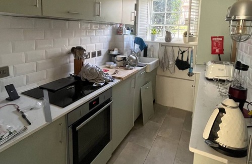 Canonbury Apartment | Beautiful 2BD Cul De Sac Flat - Essex Road