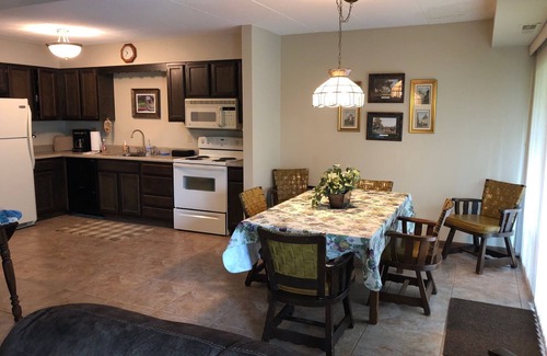 Seven Springs Condo | Beautiful 2bed/2bath Mt. Villa Condo, Ski/Golf