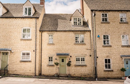 Chipping Norton Cottage | Beautiful 3 Bedroom Home in Chipping Norton