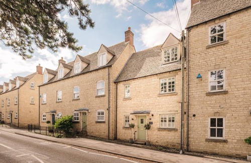 Chipping Norton Cottage | Beautiful 3 Bedroom Home in Chipping Norton