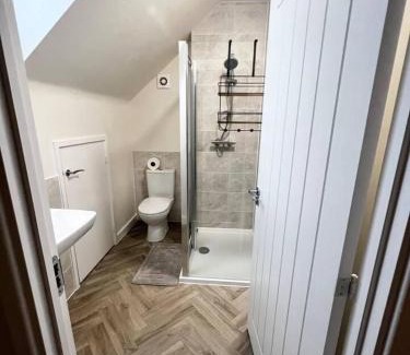 Bradford House | Beautiful 3-Bed House in Bradford