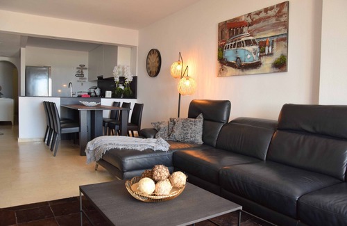 Mojacar Apartment | Beautiful 3 bedroom apartment-first line-pool