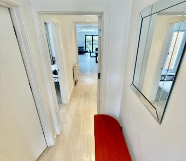Cambridge Apartment | beautiful 3 bedroom apartment in cambridge sleeps 7