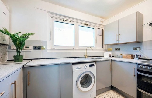 Harrow Road House | Beautiful 3bed house 7 min drive to Hyde Park