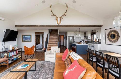 Victor House | Beautiful 5 BR Wild Mustang Home in Victor, ID