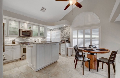 Silverado Ranch House | Beautiful 5BR with King Beds, Private Pool & Hot Tub, and a Casita with Games.