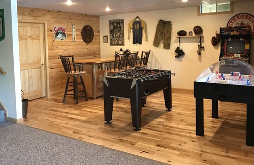 Corinth House | Beautiful Adirondack Luxury Home Directly on Great Sacandaga Lake