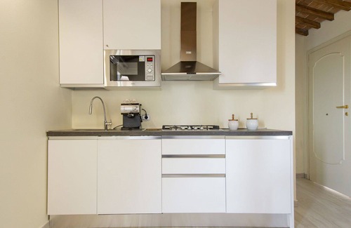 Pieve a Nievole Apartment | Beautiful apartment for 2 people with A/C, hot tub, WIFI, pool, TV, patio, pets allowed and park.