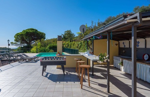 Valloria Apartment | Beautiful apartment for 30 people with A/C, pool, WIFI, hot tub, TV and patio