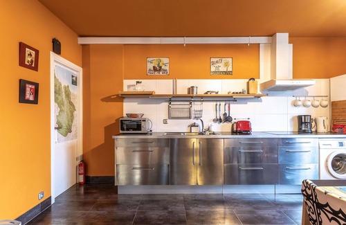 Busturia Apartment | Beautiful apartment for 4 guests with WIFI, TV and patio