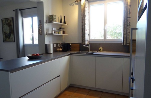 Nans-les-Pins Apartment | Beautiful apartment for 8 guests with private pool, WIFI, TV, terrace and pets allowed