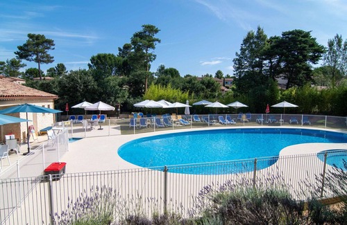 Nans-les-Pins Apartment | Beautiful apartment for 8 guests with private pool, WIFI, TV, terrace and pets allowed