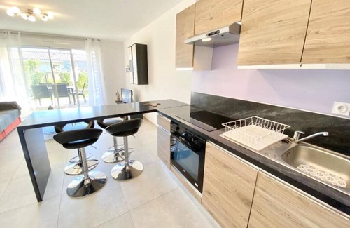 Boulouris-sur-Mer Apartment | Beautiful apartment for 5 with swimming pool