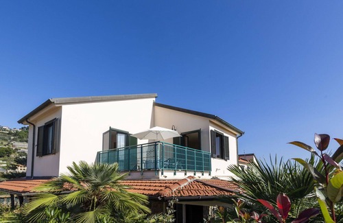 Piani-Ciapin Apartment | Beautiful apartment for 6 guests with WIFI, pool, TV, terrace and pets allowed