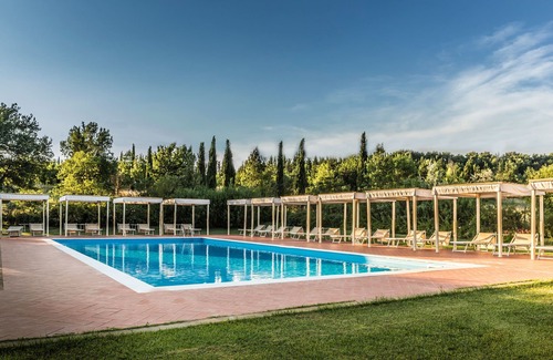 Castelfiorentino Apartment | Beautiful apartment for 4 people with WIFI, pool and TV