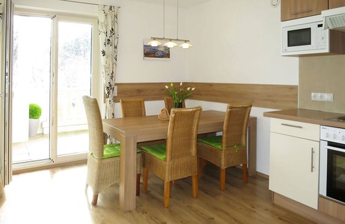 Uderns Apartment | Beautiful apartment for 6 guests with WIFI, TV and balcony