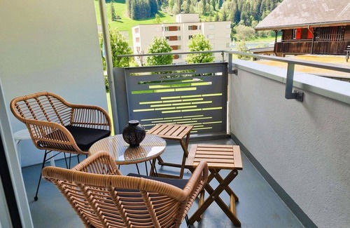 Engelberg Apartment | Beautiful apartment for 5 people with WIFI, TV and balcony