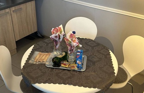 Westerholt Apartment | Beautiful apartment for 4 people with WIFI, TV, patio and pets allowed