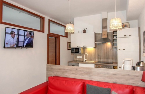 Zillertal Apartment | Beautiful apartment for 5 guests with WIFI, TV, terrace and pets allowed
