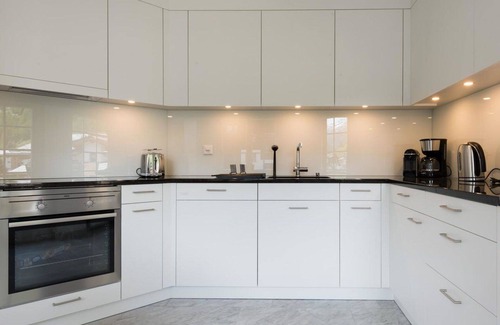 Saas-Balen Apartment | Beautiful apartment for 10 people with WIFI, TV, balcony and pets allowed