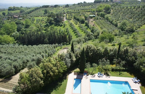 Montaione Apartment | Beautiful apartment for 6 people with pool, A/C, WIFI, TV and pets allowed, close to San Gimignano