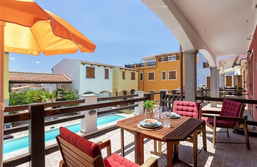 Viddalba Apartment | Beautiful apartment for 4 people with WIFI, A/C, pool, TV, terrace, pets allowed and parking