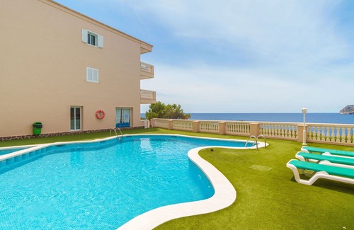 Andraitx Apartment | Beautiful apartment for 4 people with pool, A/C, WIFI, TV and balcony