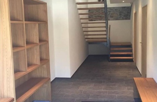 Valbella Apartment | Beautiful apartment for 8 guests with WIFI, TV and balcony