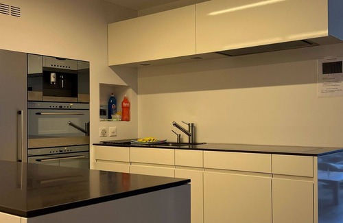 Spiez Apartment | Beautiful apartment for 4 people with WIFI, TV, balcony and pets allowed